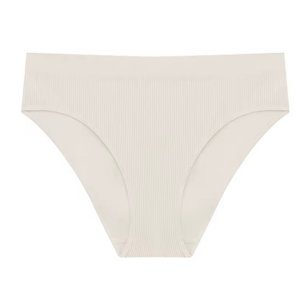 Threaded panties